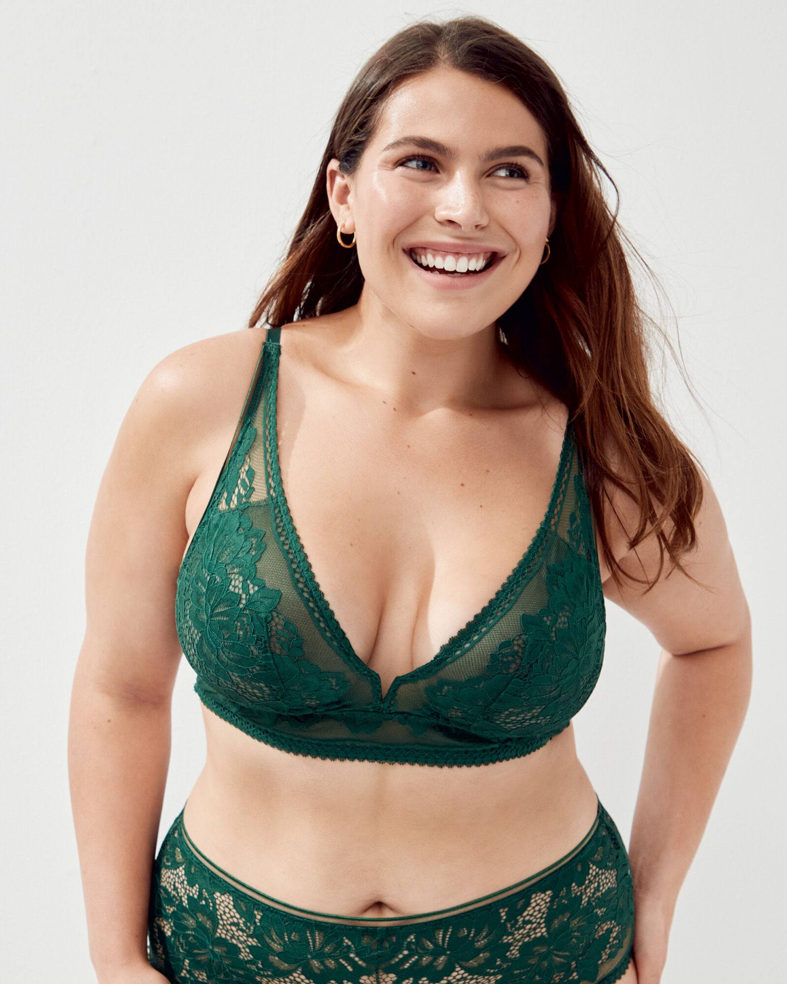 Bella Grace Boutique - Zenana Front V-lattice Bralette, Neon Lime, plus  sizes. FRONT V LATTICE BRALETTE WITH REMOVABLE BRA PADS - BUST TO HEM: 10,  CHEST 28 APPROX.- MEASURED FROM 1X2X *